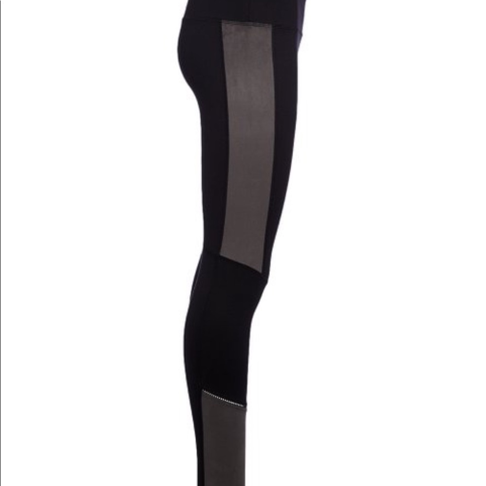 SPLENDID Studio Colour Block Panel Legging Pants Black Grey Contrast Sporty Gym